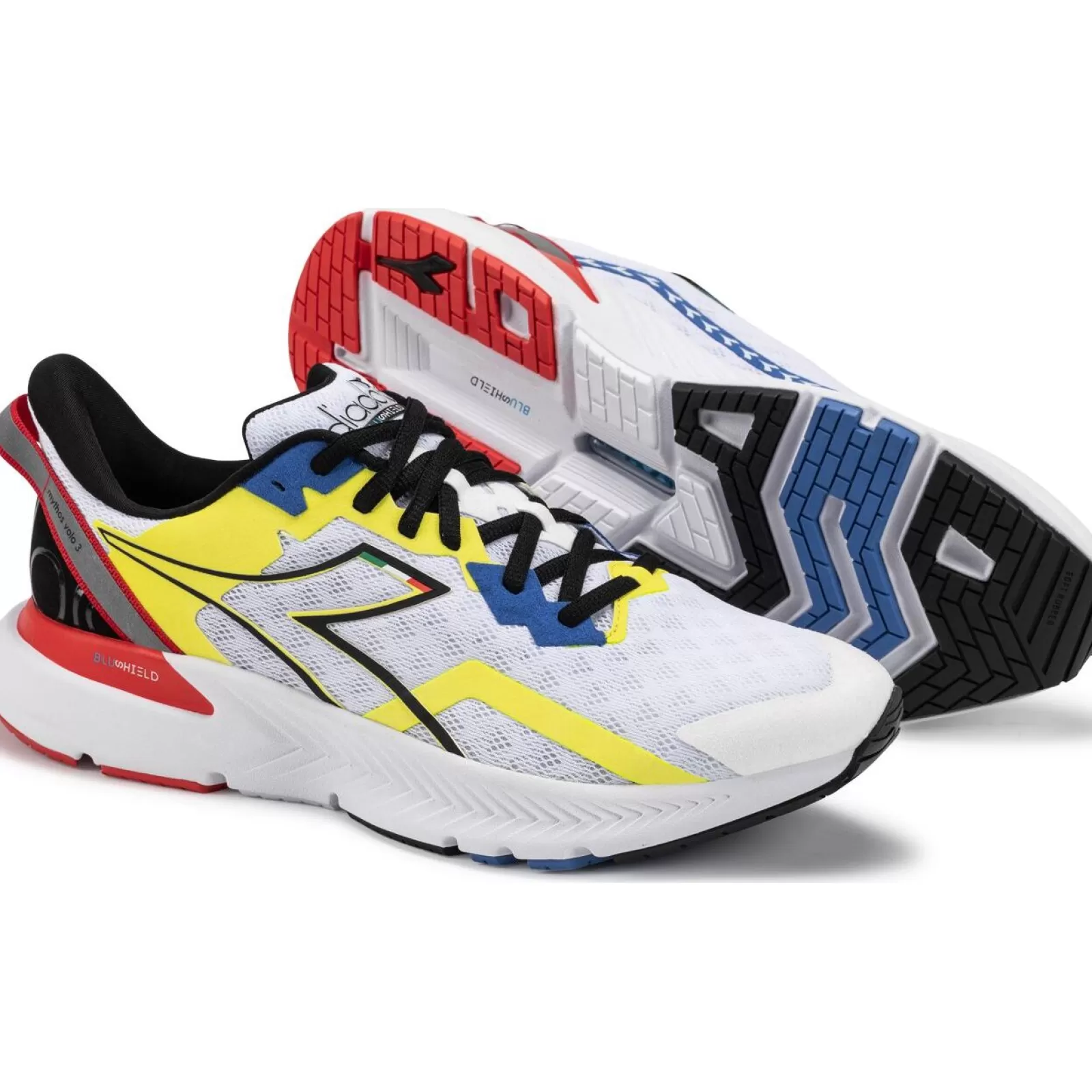 DIADORA Mythos Blushield Volo 3-Men Shoes