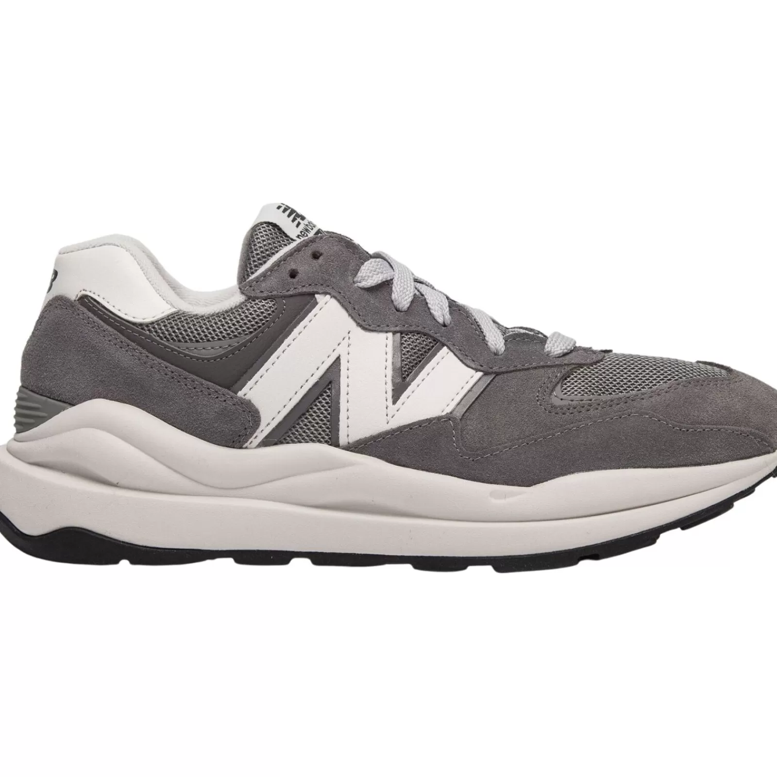 Men New Balance Sneakers< M5740